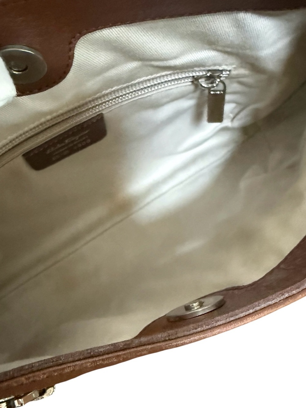 Salvatore Ferragamo Vintage Brown Leather Shoulder Hobo Bag with Dust Cover - Picture 16 of 16